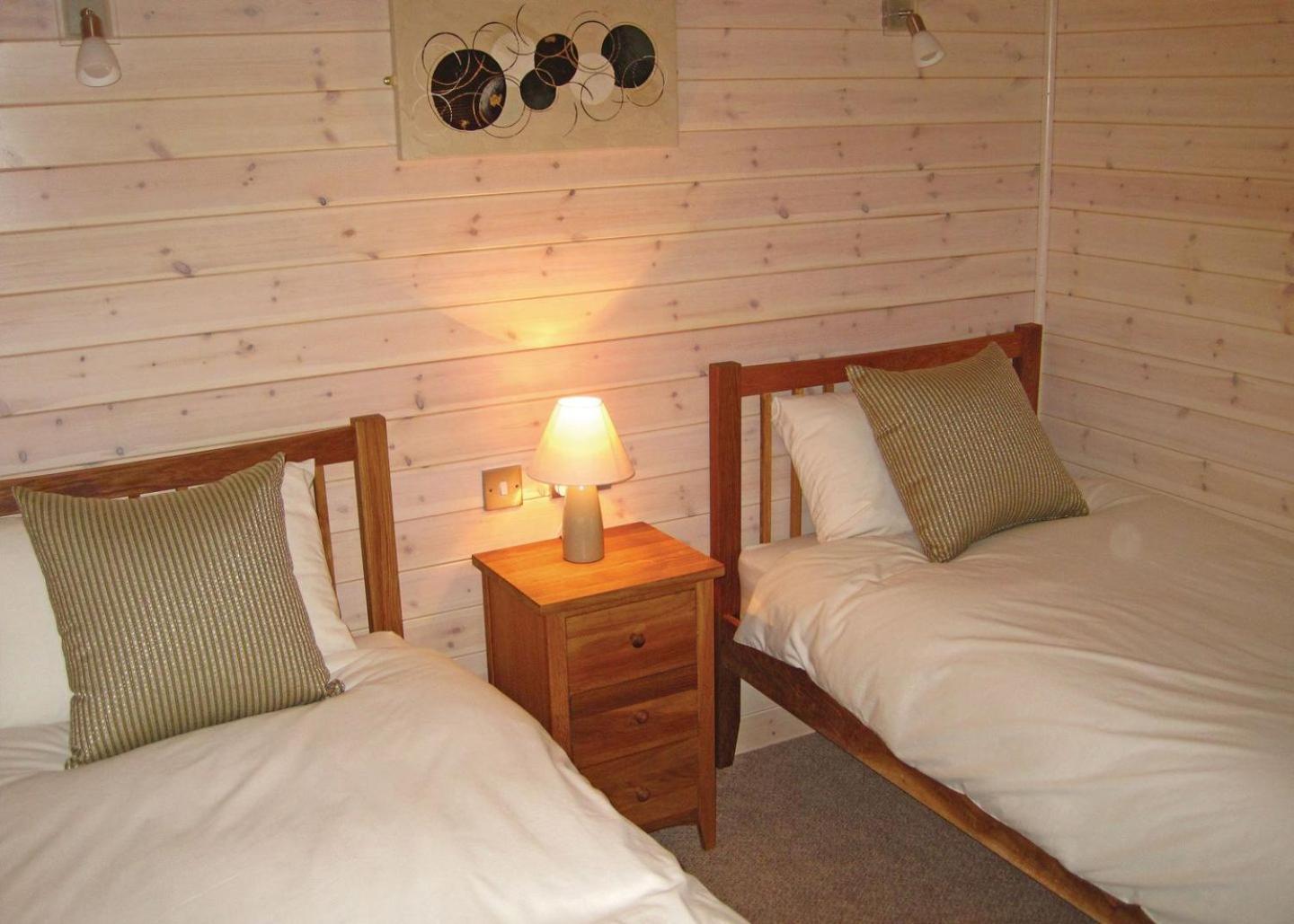 Wighill Manor Lodges タッドカスター エクステリア 写真
